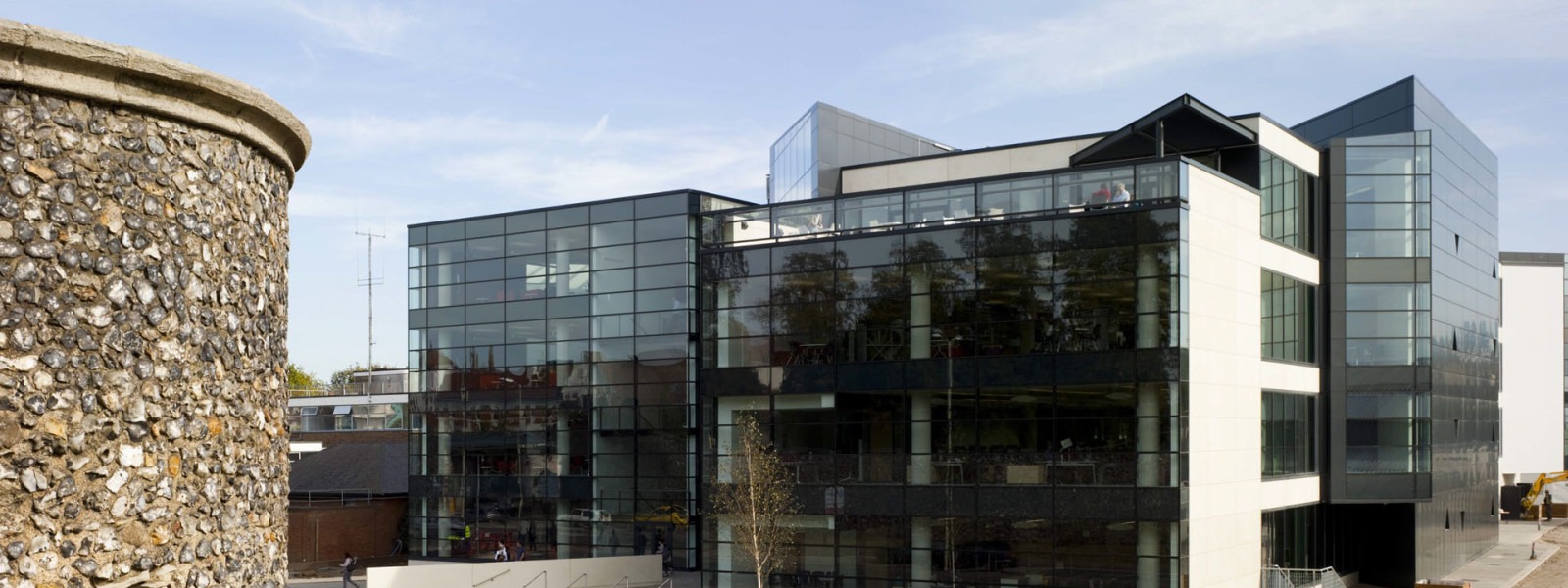 Exterior Front Angle Daytime