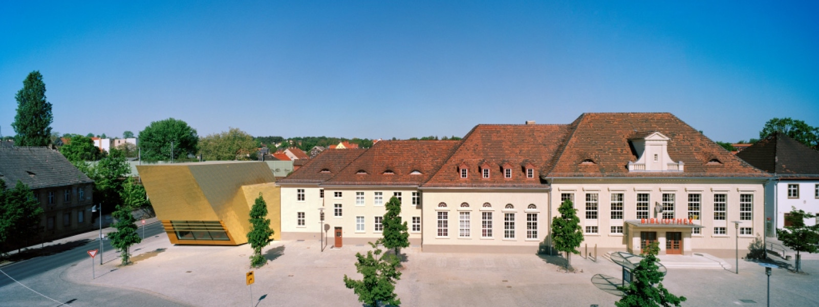Front of the Library in Luckenwalde Railway Station