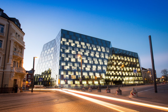 Exterior view by night