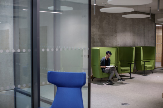 Individual reading pods