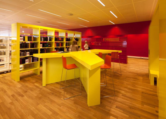 Molde library. Popkult