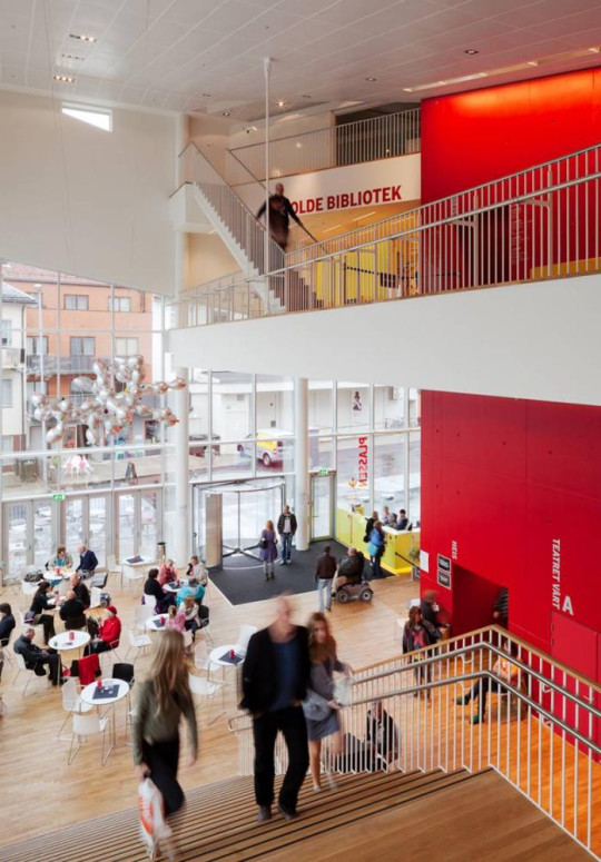 Main stairs with view towards Molde library on both first and third floors