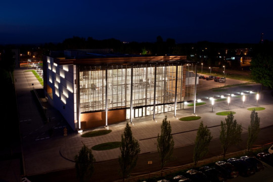 The building by night, Oswiecim