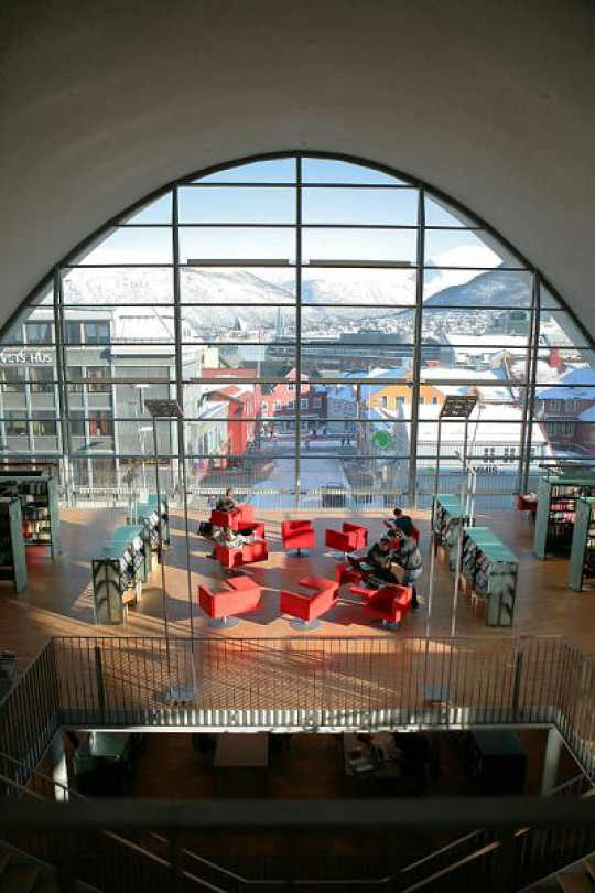 2nd floor, with view to the Tromsdalen mountain in the background