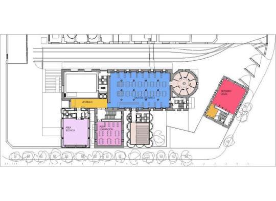 Site plan – Regional Library Joaquín Leguina of Madrid, Spain. First floor. Image from http://www.mcu.es/arquitecturaybibliotecas/inicio.cmd