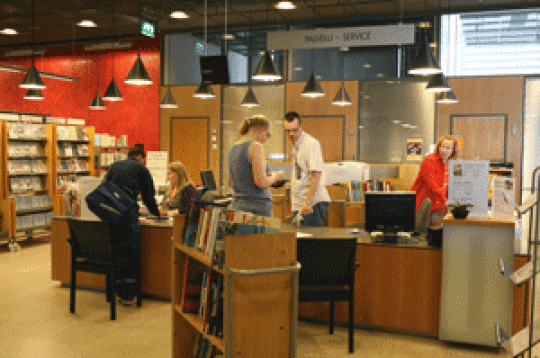 Circulation desk