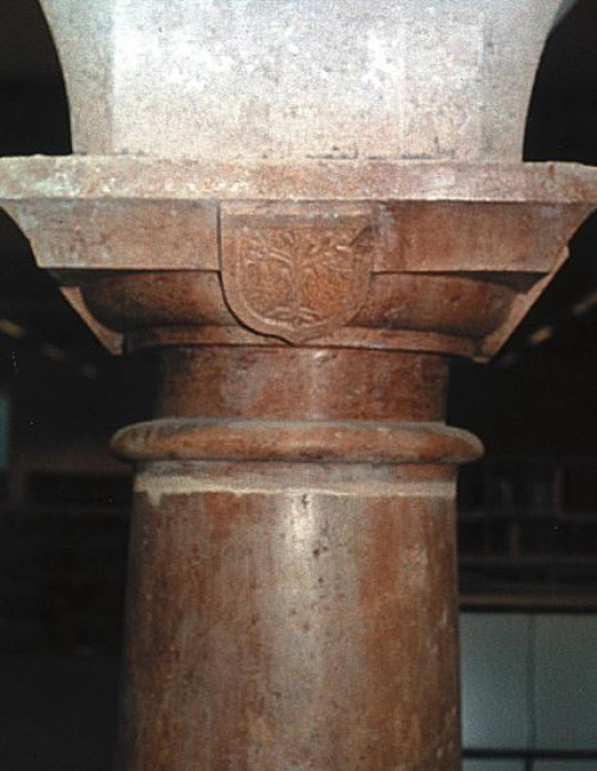 A column placed in the Serials section of State Public Library in Palma de Mallorca, Spain