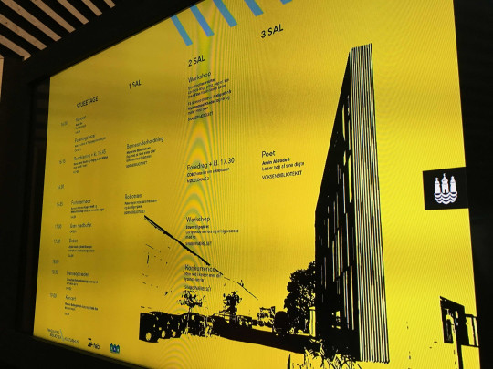 Tingbjerg, a sign for todays program