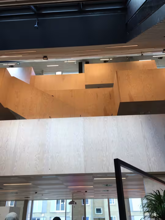 Tingbjerg, a look up into the building