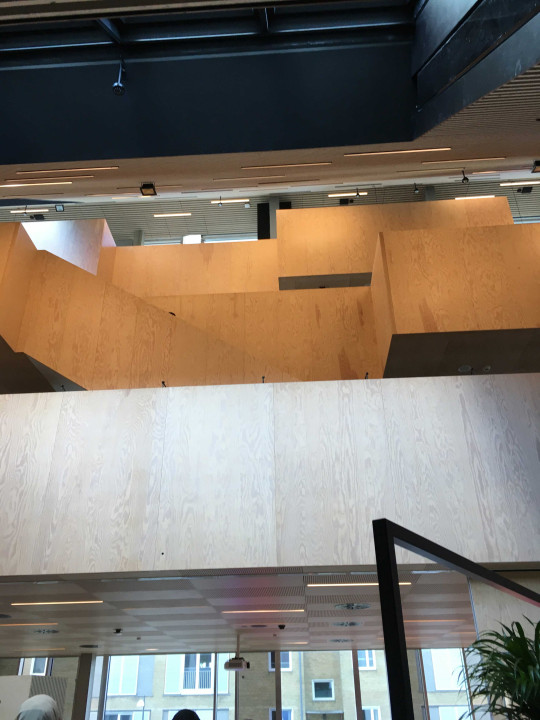 Tingbjerg, a look up into the building