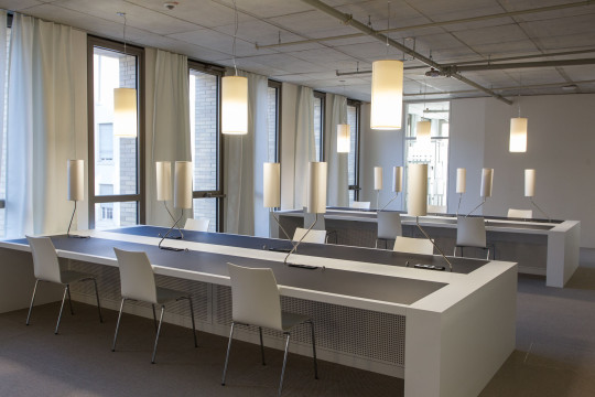 Reading room: It offers users around 700 reading and work places.
