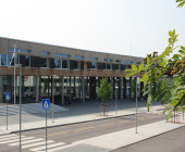 Facade from the north end