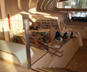 Circulation desk