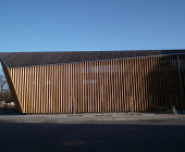 Side and profile of the building